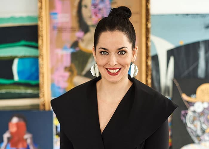 Dr. Hatházi Vera ügyvéd, a Youngart.hu alapítója. Dr. Hatházi Vera ügyvéd, a Youngart.hu alapítója.